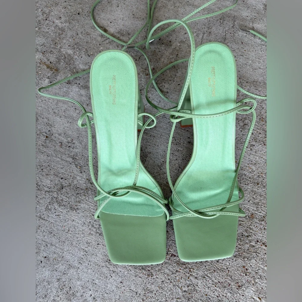 PrettyLittleThing Sage Green Platform Heels Size 8 - Picture 5 of 11